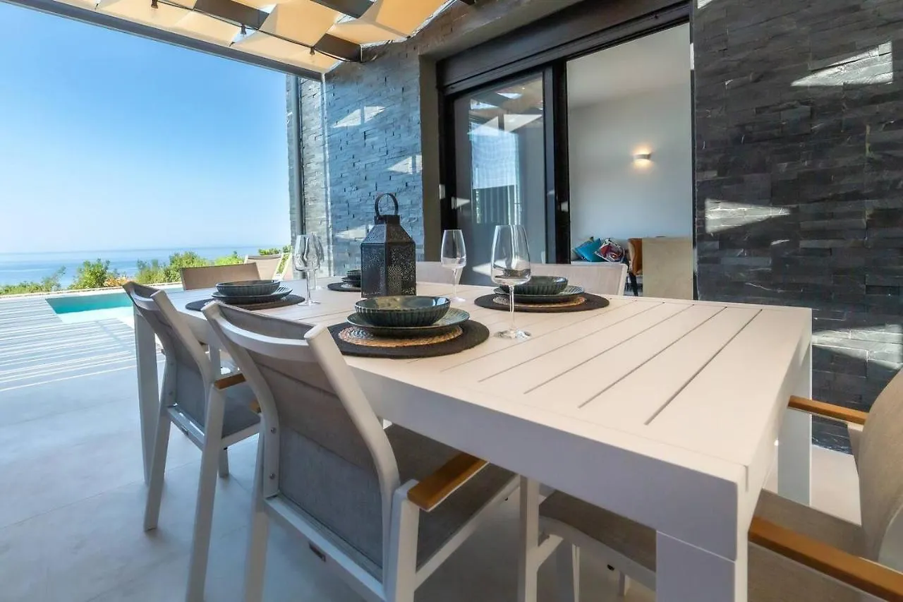 Villa Vista Mare 劳德哈塔